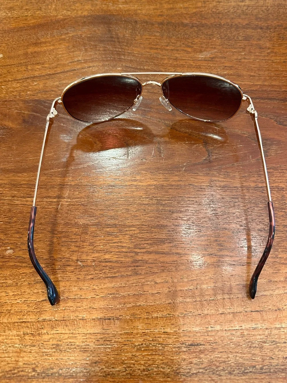 Jessica Simpson Gold Aviator Sunglasses with Brown Gradient Lenses